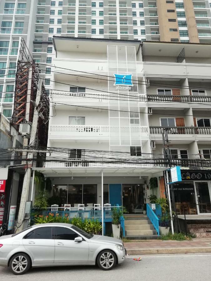 Hostel Bed N Bev Pattaya Exterior foto